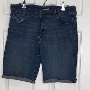 Levi’s 515 Bermuda shorts cuffed stretch denim blue jean 14